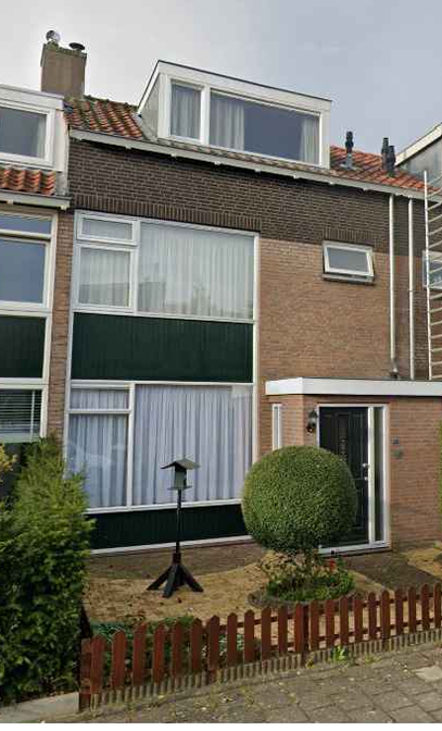Kunststof dakgoot schoonmaken door Dakdek Gigant