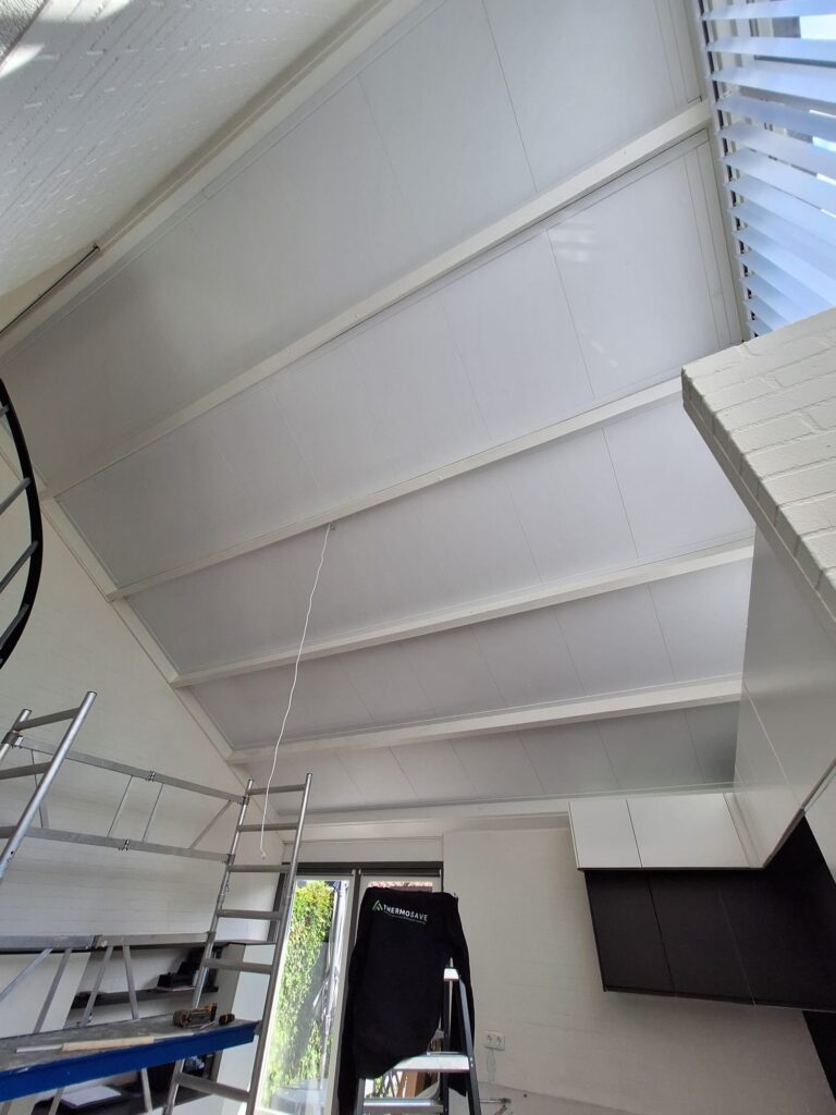 dakisolatie in een woonhuis