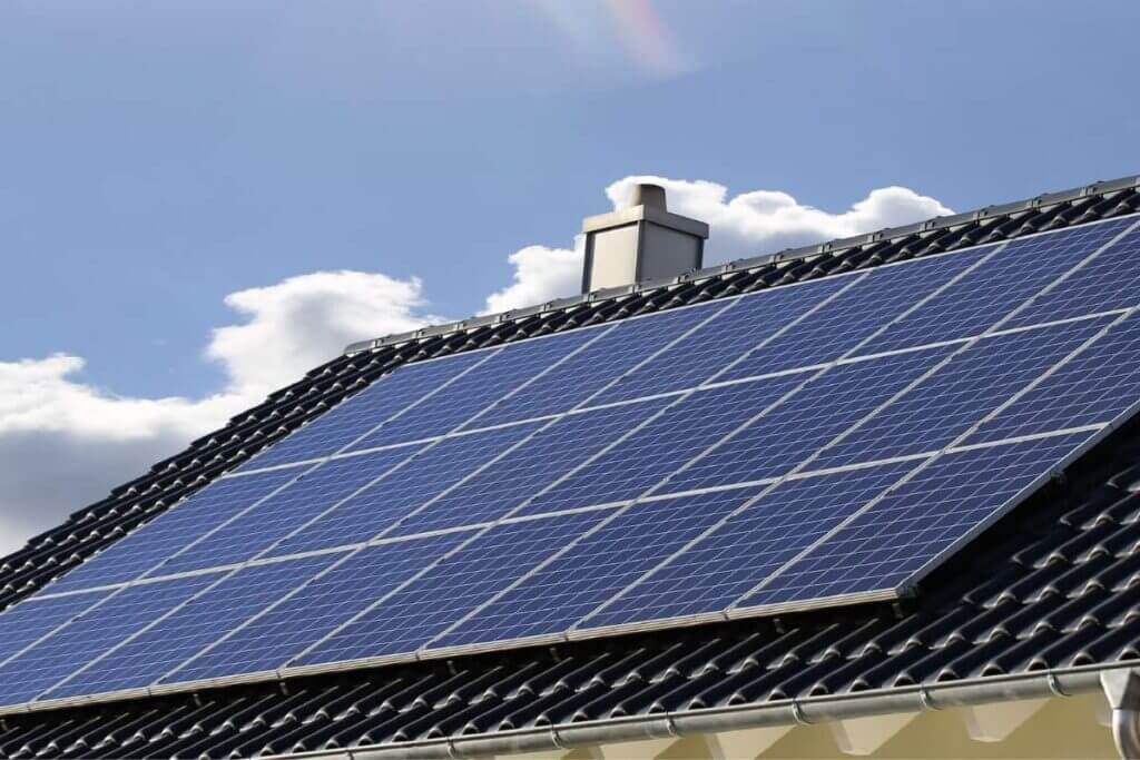 dakdekker zonnepanelen