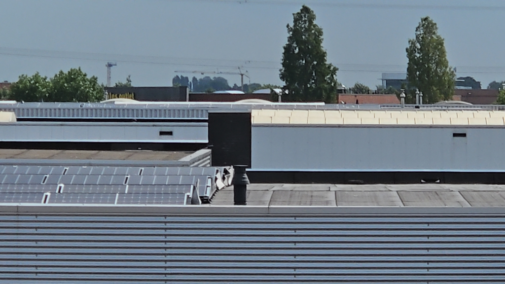 Zonnepanelen op bitumen dak